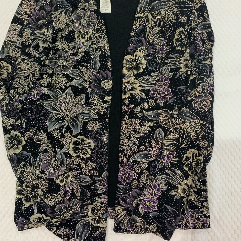 Xcape by Joanna Chen Floral Pattern Set 2pc Size M Pre Owned Excellent